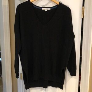Boden Black V-Neck Sweater size large